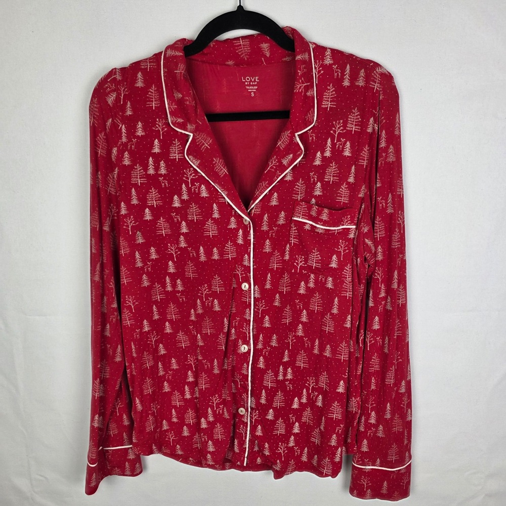Gap Love TrueSleep Red Christmas Tree Deer Pajama Top Small Long Sleeve Modal‎